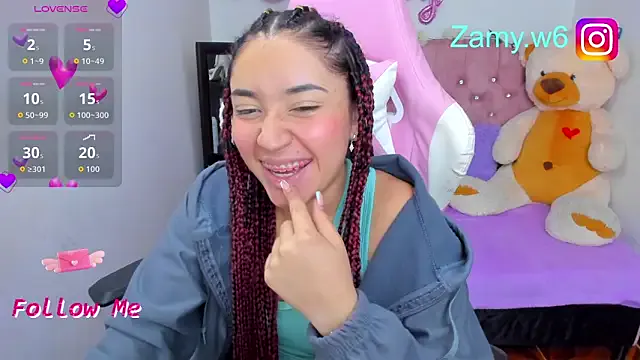 Dolce – webcam model profile photo Image 19