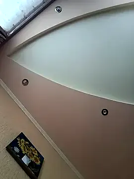 Raisa – webcam model profile photo Image 12