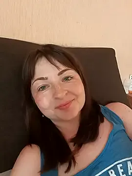 Raisa – webcam model profile photo Image 5