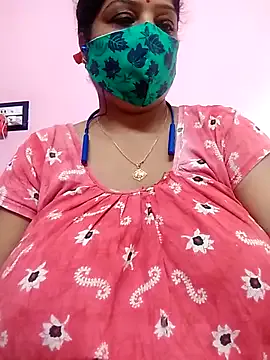 Raisa – webcam model profile photo Image 14