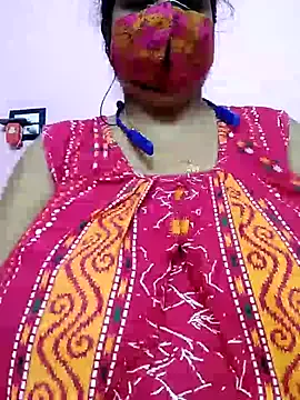 Raisa – webcam model profile photo Image 19