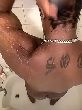 KateGale – webcam model profile photo Image 5