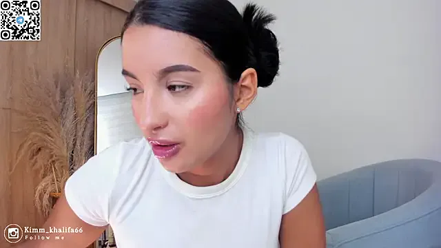 AliceSampaoli – webcam model profile photo Image 7