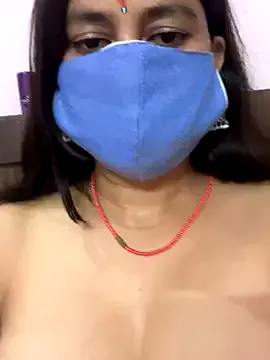 AyshaConnor – webcam model profile photo Image 2