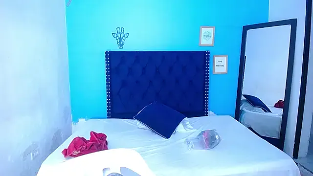 p6w_official – webcam model profile photo Image 3