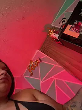 KinkyJessyHotxx – webcam model profile photo