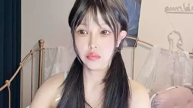 PollyElfi – webcam model profile photo Image 19