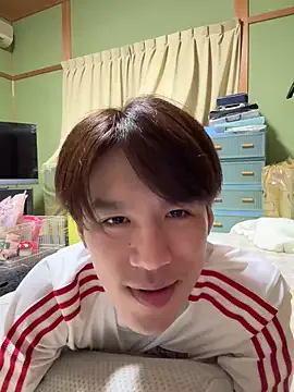 TastyTiffy – webcam model profile photo Image 10