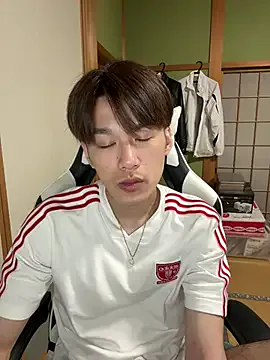 TastyTiffy – webcam model profile photo Image 7