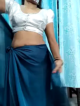 SarithaBroun – webcam model profile photo Image 10