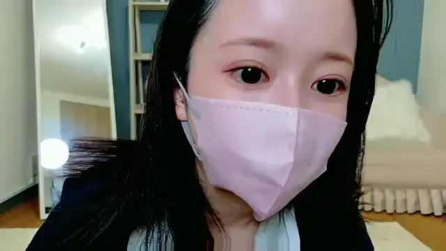 AlisonColemans – webcam model profile photo Image 2