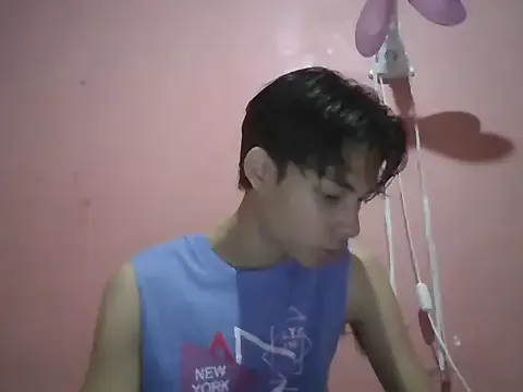 AlisonColemans – webcam model profile photo Image 4