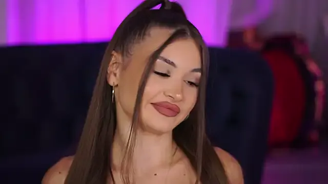 AuroraAngel – webcam model profile photo Image 4