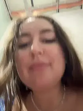 AyshaConnor – webcam model profile photo Image 2