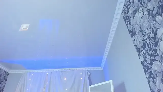 MollyBoston – webcam model profile photo Image 18