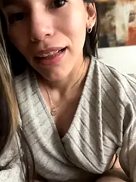 Josephine – webcam model profile photo Image 16