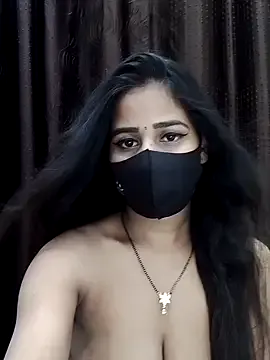 VivianBasset – webcam model profile photo Image 17