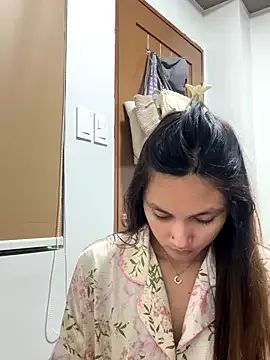 Selenaaaaa- – webcam model profile photo Image 8