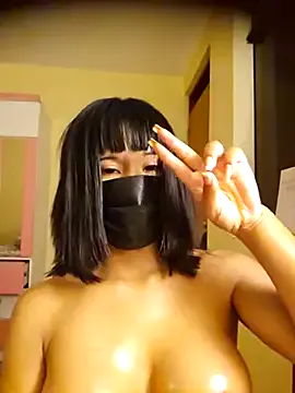 PaulinaGiovanni – webcam model profile photo Image 3