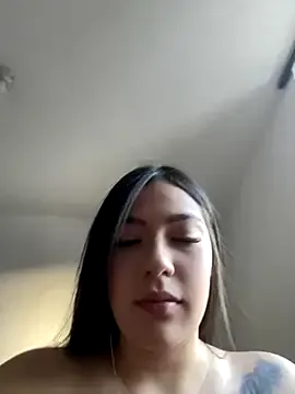 PollyElfi – webcam model profile photo Image 10