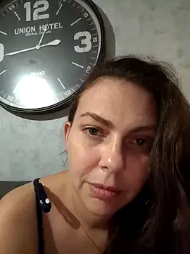 AnnieArias – webcam model profile photo Image 11