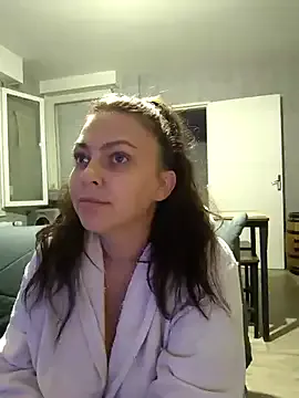 AnnieArias – webcam model profile photo Image 14