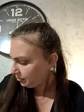 AnnieArias – webcam model profile photo Image 7