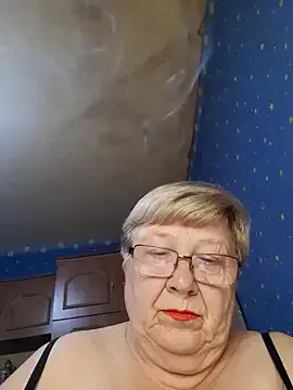 ElviraMilf – webcam model profile photo Image 13