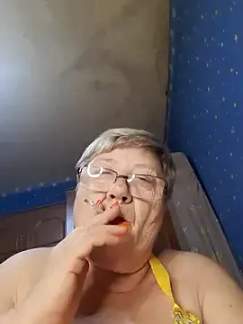 ElviraMilf – webcam model profile photo Image 9