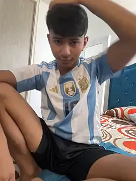 Lisaonthemoon – webcam model profile photo Image 10