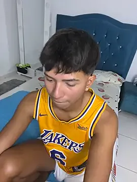 Lisaonthemoon – webcam model profile photo Image 13