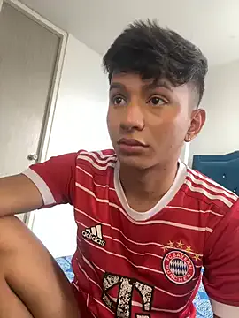 Lisaonthemoon – webcam model profile photo Image 7