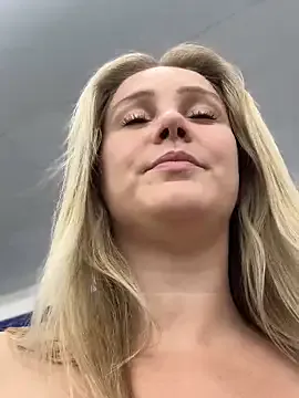 lexi_luv – webcam model profile photo