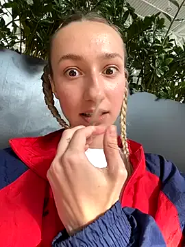 Zoluszka – webcam model profile photo Image 19