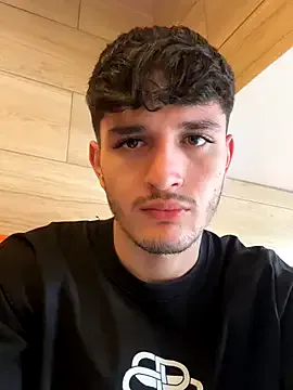 nagi_112 – webcam model profile photo Image 10