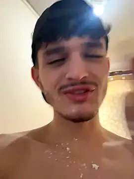 nagi_112 – webcam model profile photo Image 6