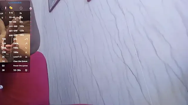 Dolce – webcam model profile photo Image 6