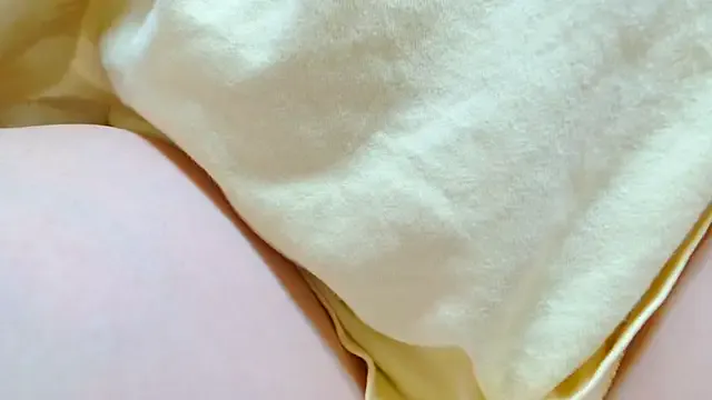 CataleyaLore – webcam model profile photo Image 3