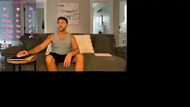 AlisonColemans – webcam model profile photo Image 3