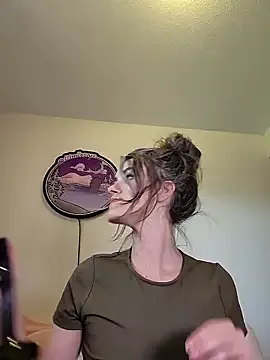 AnnAbbey – webcam model profile photo Image 2