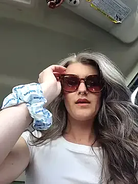 AnnAbbey – webcam model profile photo Image 3