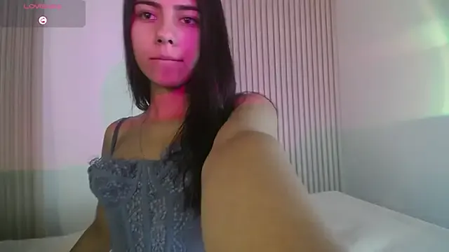 EsmeBrowm – webcam model profile photo Image 16