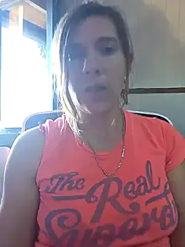 Bella – webcam model profile photo Image 19