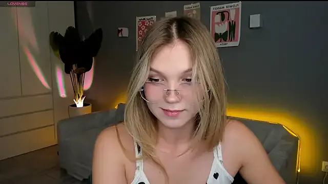 JassyeJoy – webcam model profile photo Image 3