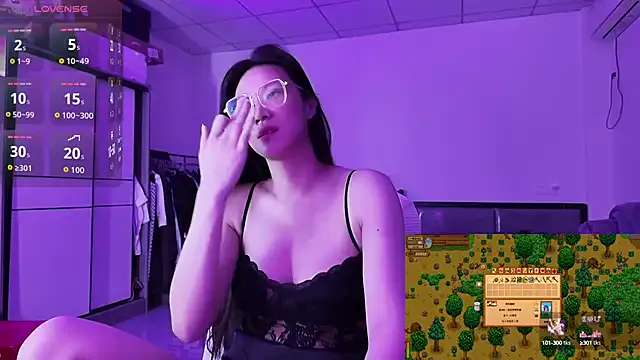 JessieLiu – webcam model profile photo Image 9