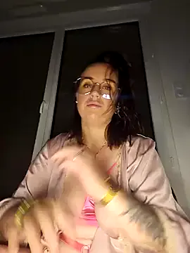 HaleyLyon – webcam model profile photo Image 15