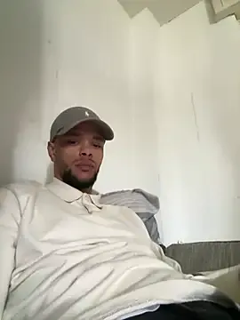 Lionayowe – webcam model profile photo