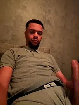 AlisonColemans – webcam model profile photo Image 12