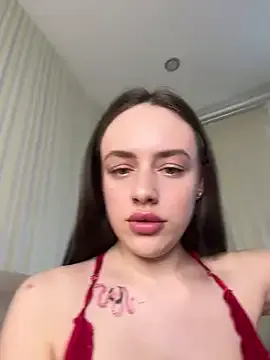 EvanyaRose – webcam model profile photo Image 3