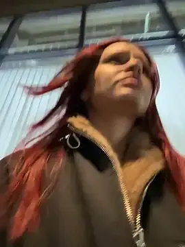 Hannahoff – webcam model profile photo Image 3